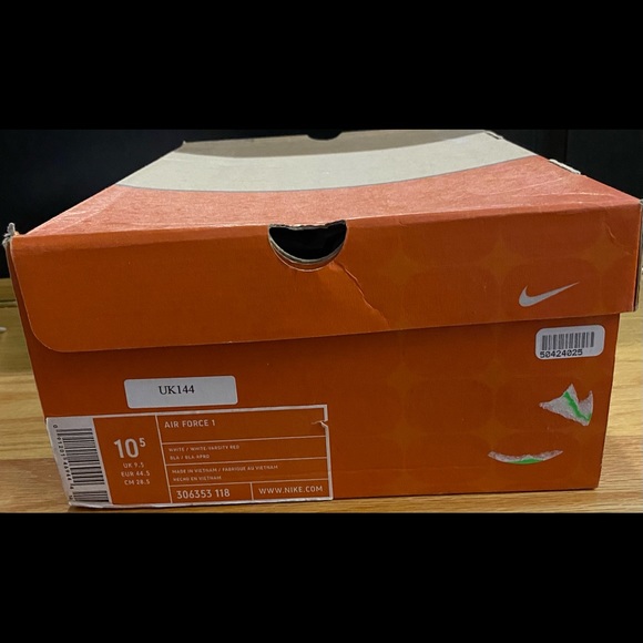 Air Force 1s - Picture 5 of 5